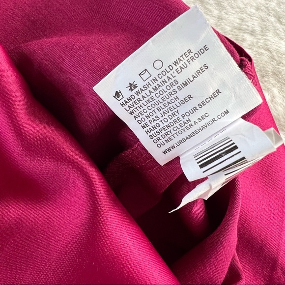 NEW Pink Silky Fitted Tiered Double Zip Mini Dress by Urban Behaviour Sz Medium - Picture 5 of 8